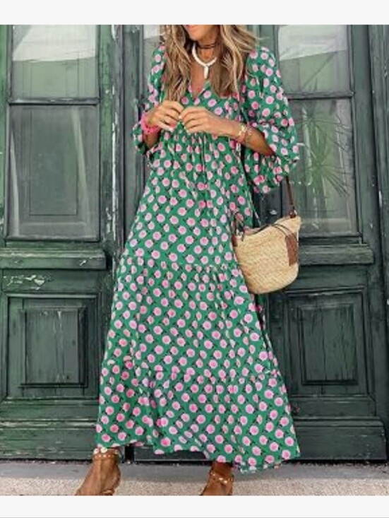 Dresses & Skirts - Green Floral Maxi Dress with Pink Blossoms